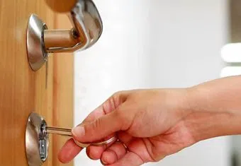 Lock Locksmith Tech Hamilton, OH 513-323-3099 logo-image - 24-hour-emergency-locksmith