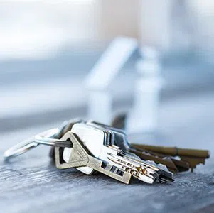 Lock Locksmith Tech Hamilton, OH 513-323-3099 - residential-locksmith-service